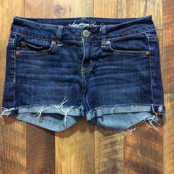 American eagle SZ 4 cuffed jean shorts denim - Picture 1 of 4